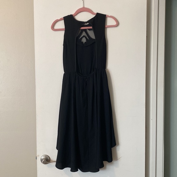 ASOS PETITE Exclusive Dress With Embellished Neck And Hi Lo Hem black - Picture 7 of 8